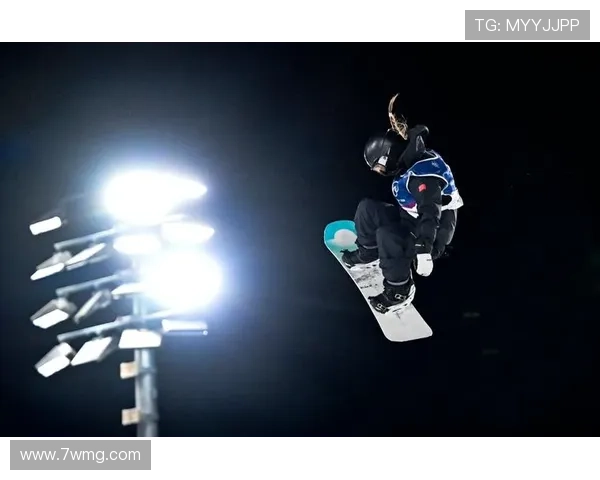 张小楠晋级决赛 刘瀚彬创速滑新纪录